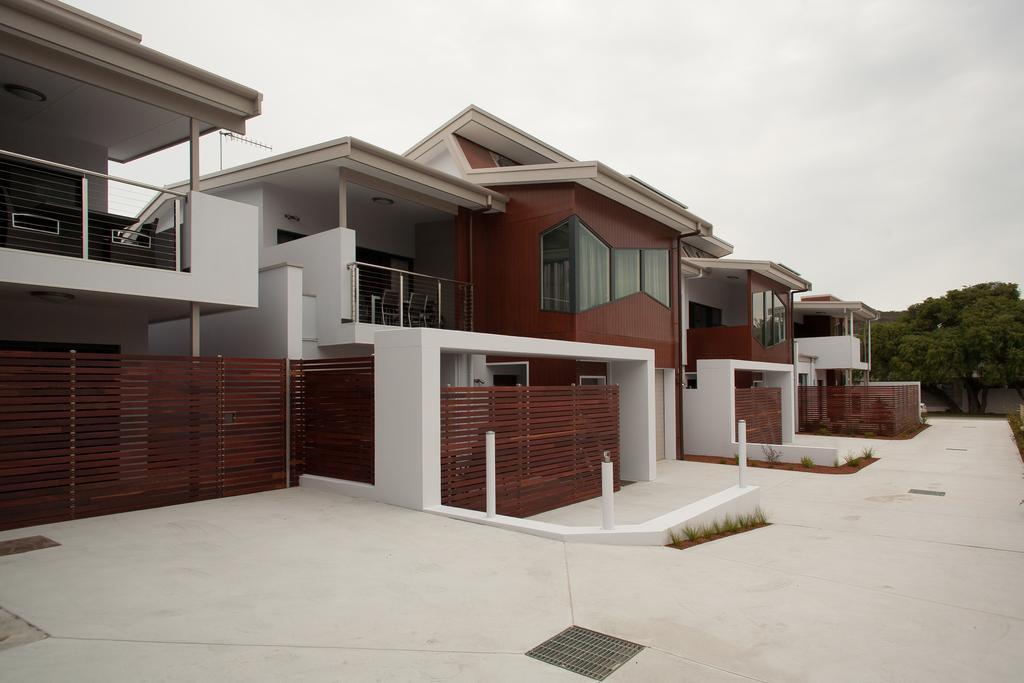 Villa Albany Waves Esterno foto